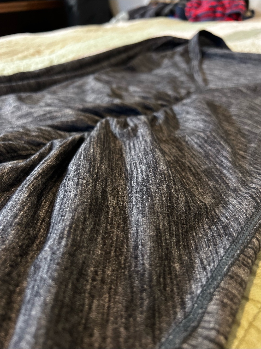 Lululemon Ruched Top - Picture 4 of 8